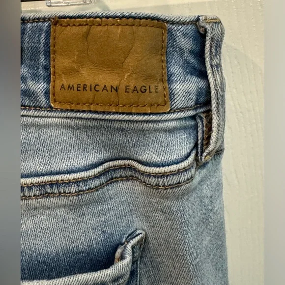 American Eagle Jeans High Rise Jegging Distressed Women’s Size 14 - 30” lnseam - Picture 3 of 9